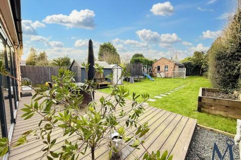 Large Rear Garden