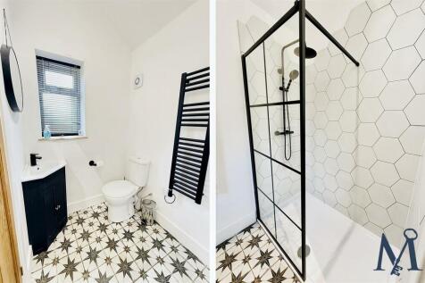 Annexe Shower Room