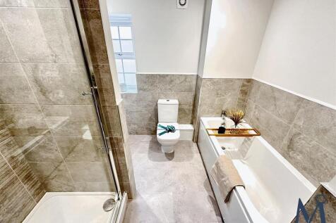 4Pc Family Bathroom
