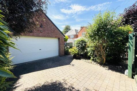 Double Garage