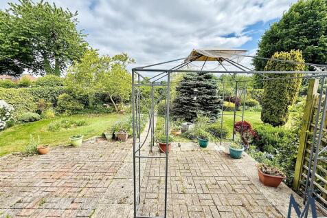 Substantial Rear Garden