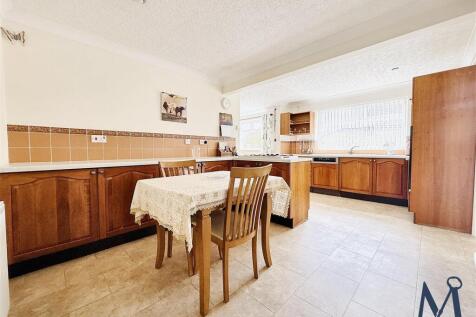 Open Plan Kitchen Diner