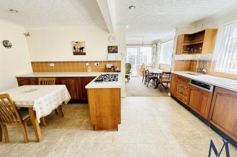 Open Plan Kitchen Diner