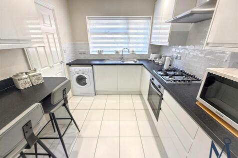 Modern Breakfast Kitchen