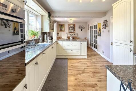 Open Plan Kitchen