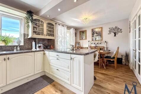Open Plan Dining Area