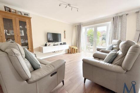 Living Room / Dining Area