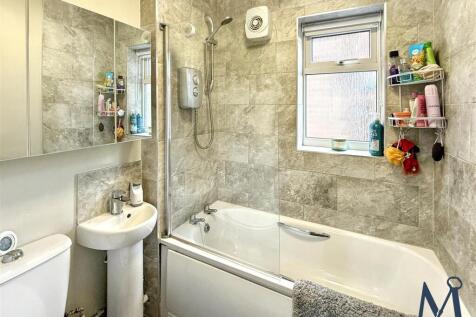 Ground Floor Bathroom