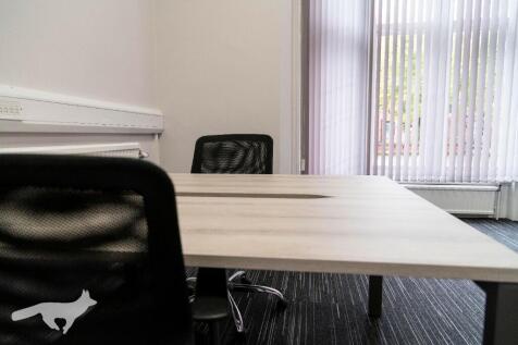 Office: &gt; 4 desks