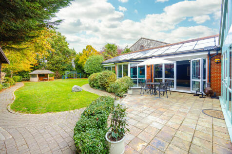 Property Image 4