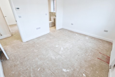 Bed 1&#43;En-Suite
