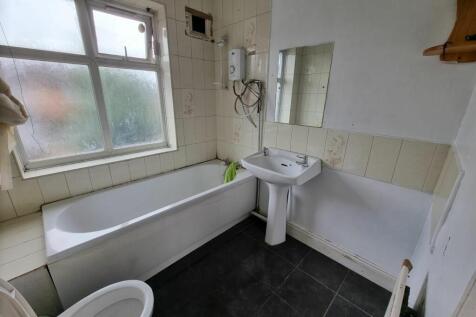 Photograph 4
