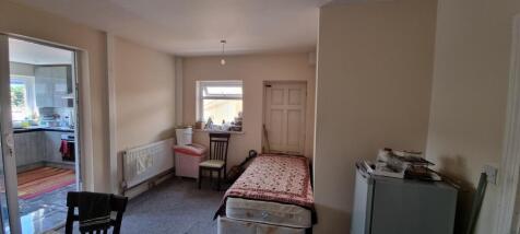 dining Room Pic 2