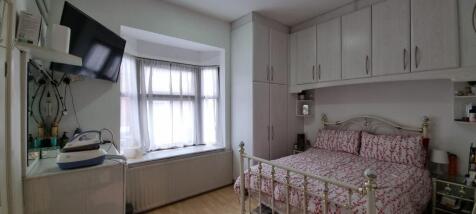 Photograph 12