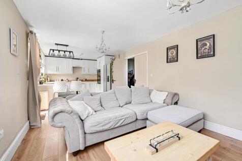 Living/Kitchen Area