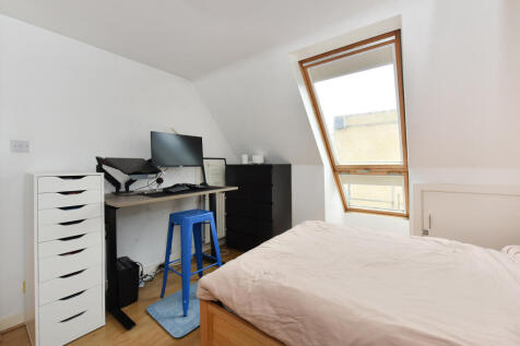 Flat 6, Devonshire House (1).JPG