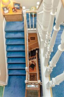 8633130-interior47.jpg