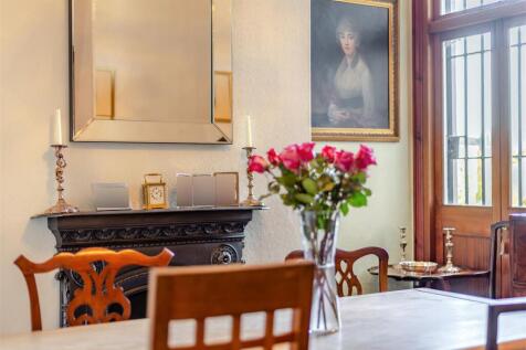 8633322-interior19.jpg