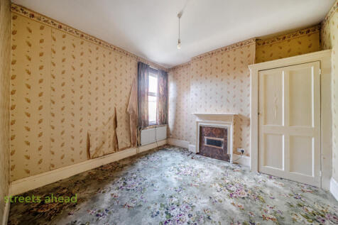 d3eaeb95-827b-44a...