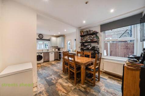 bcd7c352-37af-449...