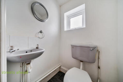 c86d9a6a-8fcd-479...