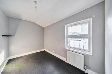 49fb23e7-566b-411...