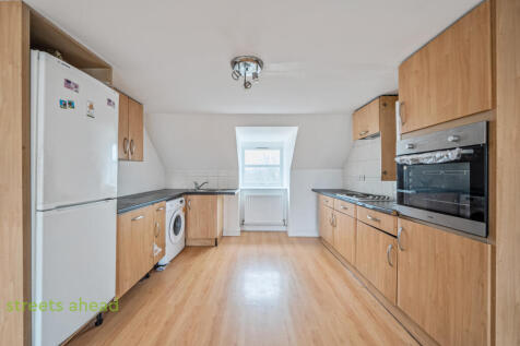 4090365b-f705-40b...