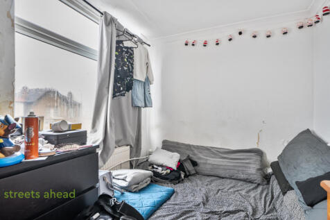 8313c5d7-3493-43e...