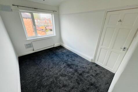 Rear Bed 2