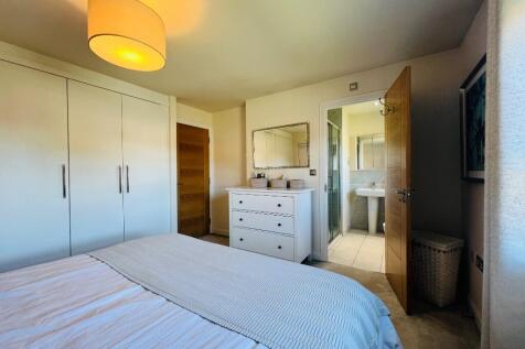 Bed 1