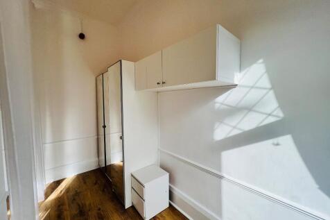 Single bedroom