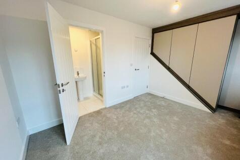 Bed 4 Front