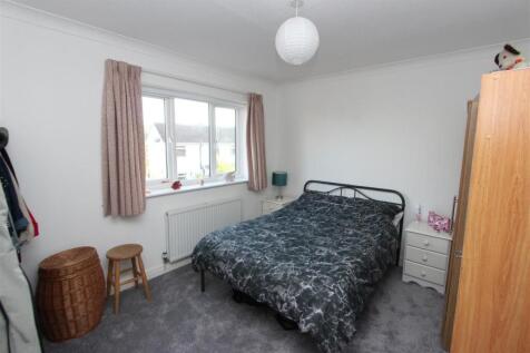 2757 g bed 1.JPG