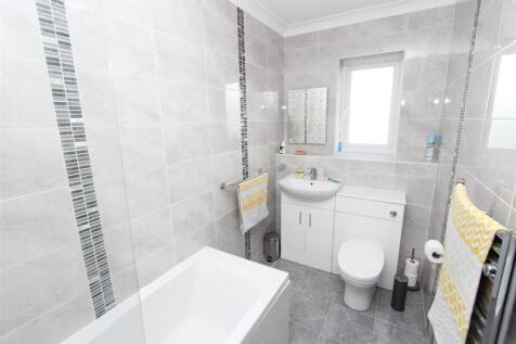 2757 k bath.JPG
