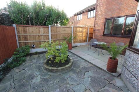 2757 lll garden.JPG