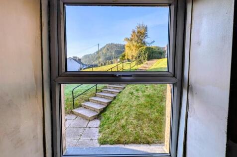 WhatsApp Image 2025-10-17 at 11.38.25_69fd1f1c.jpg