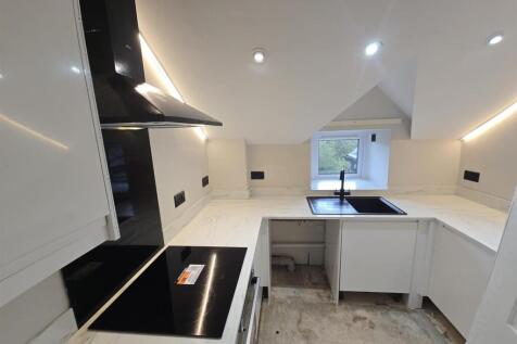 WhatsApp Image 2025-10-31 at 16.13.05_6ce21198.jpg