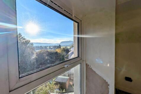 WhatsApp Image 2025-10-17 at 14.23.45_d70a0f30.jpg