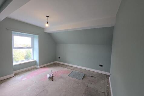 WhatsApp Image 2025-10-31 at 16.13.16_bbda8567.jpg