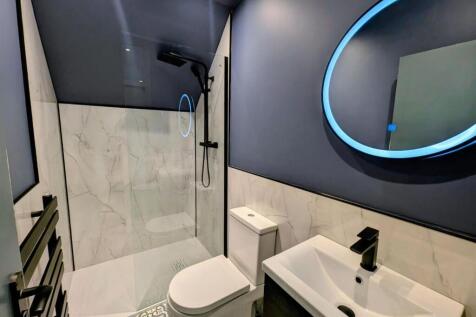 WhatsApp Image 2025-11-21 at 15.21.32_fafc8b57.jpg