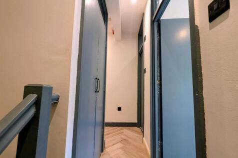 WhatsApp Image 2025-11-21 at 15.22.12_e58e7bd9.jpg