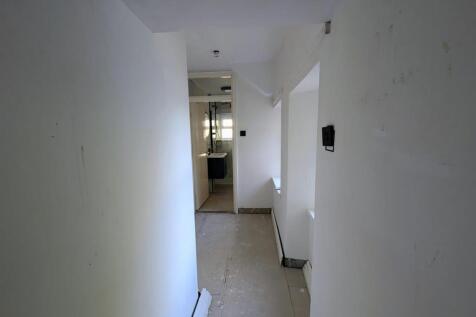 WhatsApp Image 2025-10-17 at 13.53.23_bc5e629f.jpg