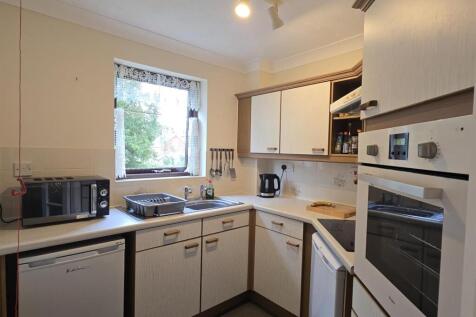 WhatsApp Image 2025-10-08 at 18.35.24_3e597929.jpg