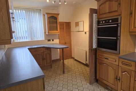 WhatsApp Image 2025-10-28 at 10.24.21_5e4264a3.jpg