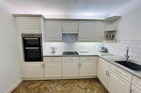 3601 ccccc kitchen.jpg