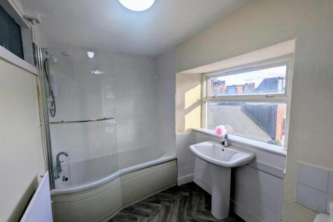 WhatsApp Image 2025-11-20 at 14.26.05_2d02125f.jpg