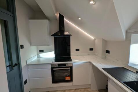 WhatsApp Image 2025-11-21 at 14.58.54_4c1925c0.jpg