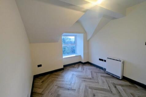 WhatsApp Image 2025-11-27 at 15.58.03_94dc2b67.jpg