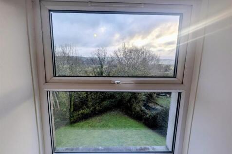 WhatsApp Image 2025-11-27 at 15.58.38_241f6986.jpg