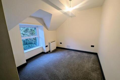 WhatsApp Image 2025-11-27 at 15.59.23_8bae019f.jpg